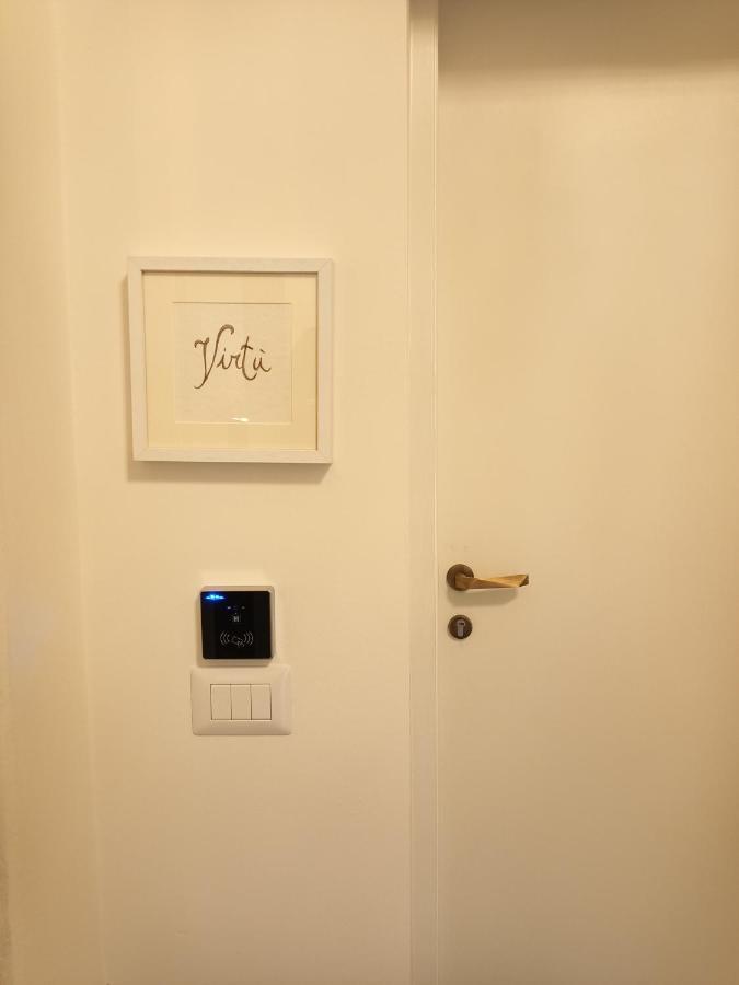 "A Casa Di Giacomo" Luxury Rooms Con Aria Condizionata Bergamo Bagian luar foto