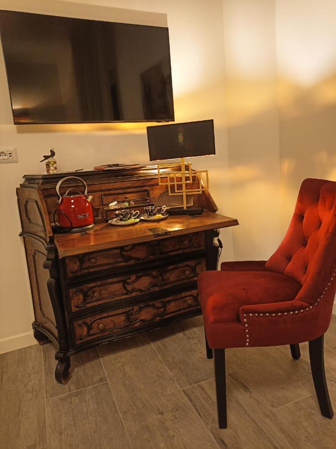 "A Casa Di Giacomo" Luxury Rooms Con Aria Condizionata Bergamo Bagian luar foto
