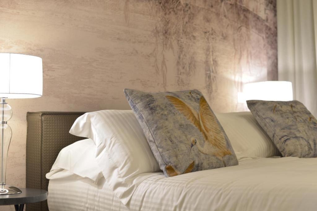 "A Casa Di Giacomo" Luxury Rooms Con Aria Condizionata Bergamo Bagian luar foto