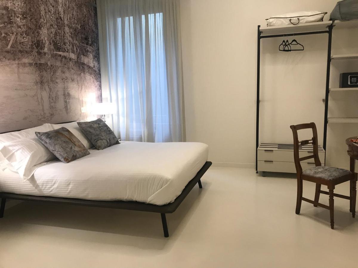 "A Casa Di Giacomo" Luxury Rooms Con Aria Condizionata Bergamo Bagian luar foto